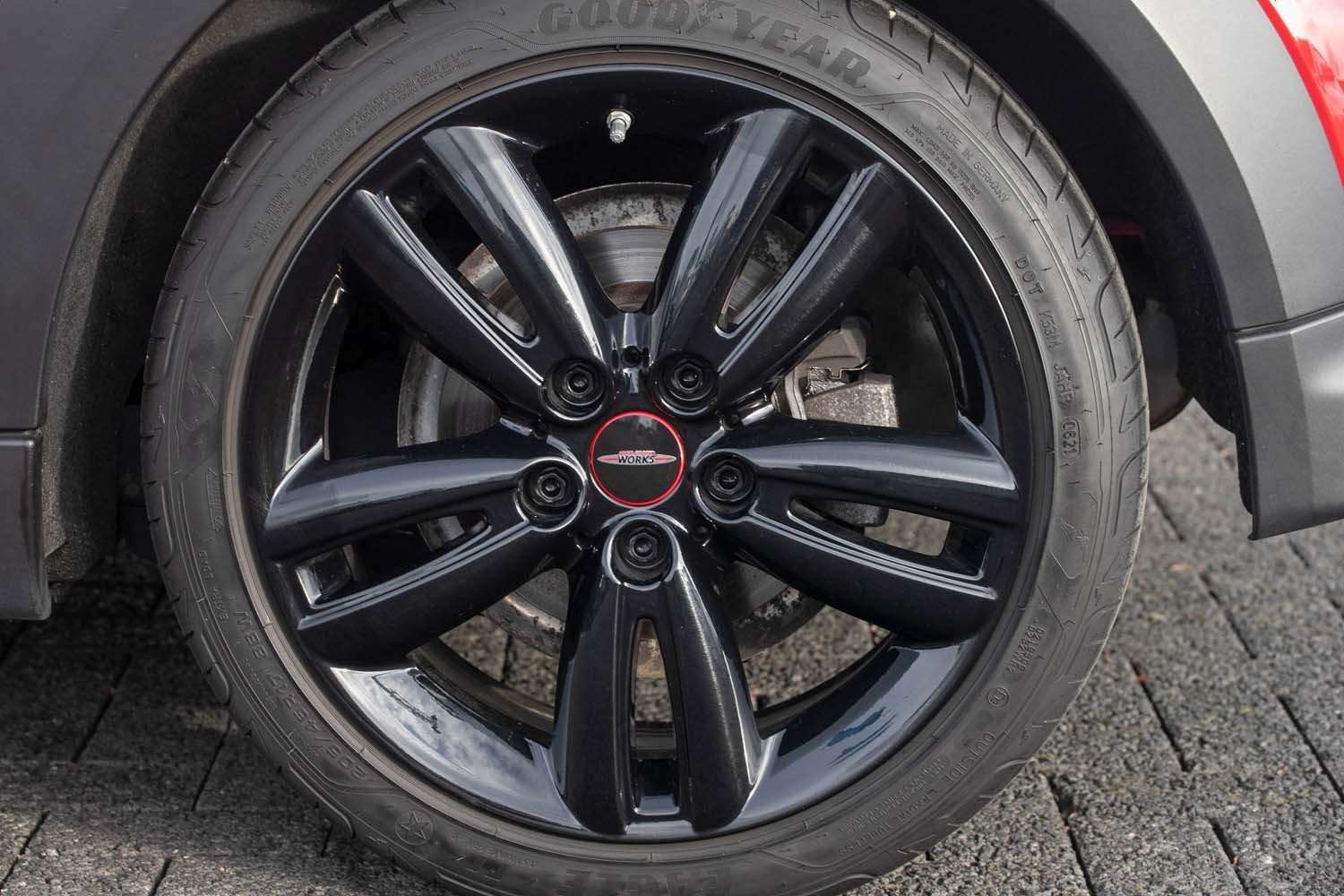 Fahrzeugbild eines MINI MINI