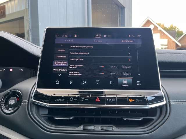 Fahrzeugbild eines Jeep Compass