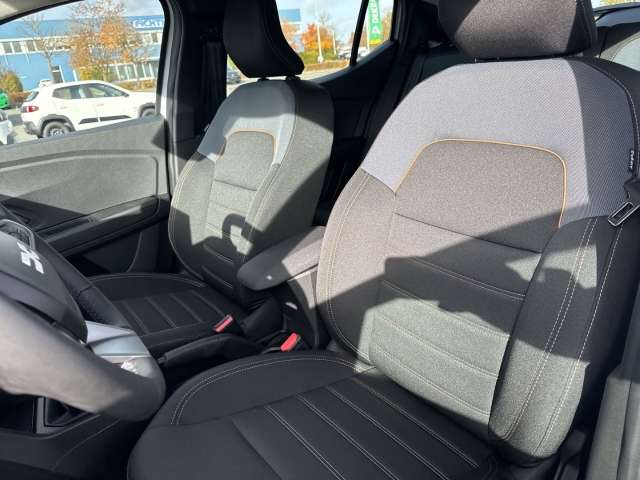 Fahrzeugbild eines Dacia Sandero