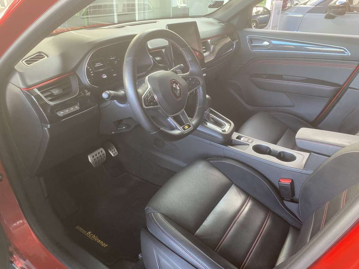 Fahrzeugbild eines Renault Arkana