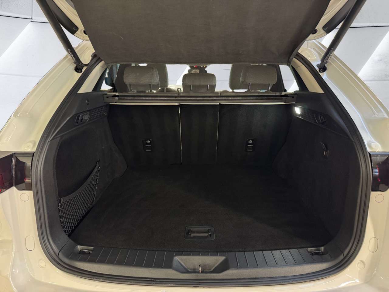 Fahrzeugbild eines Mazda CX-60