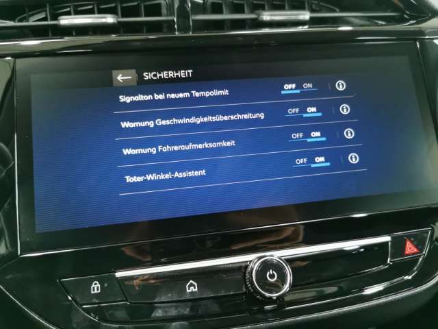 Fahrzeugbild eines Opel Corsa