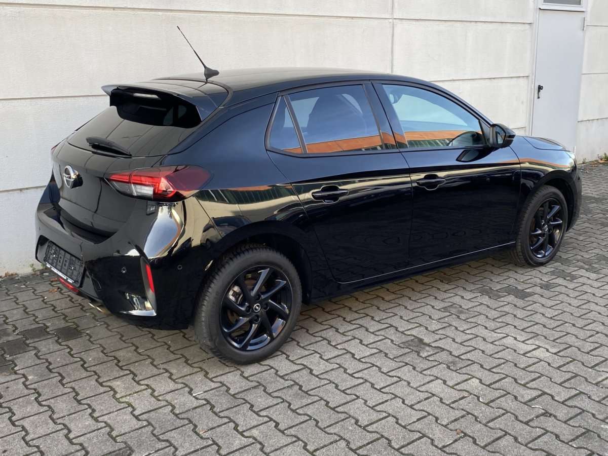 Fahrzeugbild eines Opel Corsa