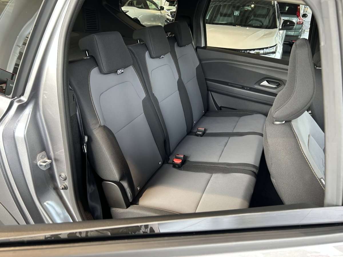 Fahrzeugbild eines Dacia Jogger