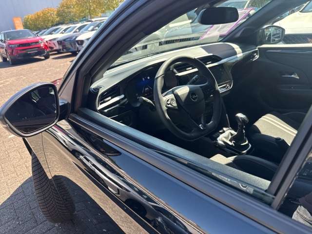 Fahrzeugbild eines Opel Corsa
