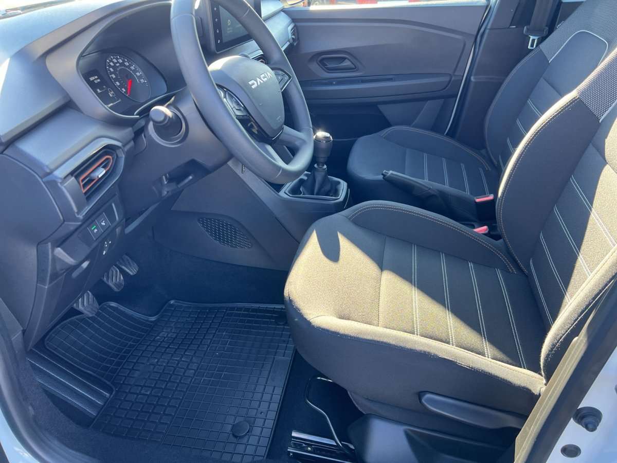 Fahrzeugbild eines Dacia Sandero