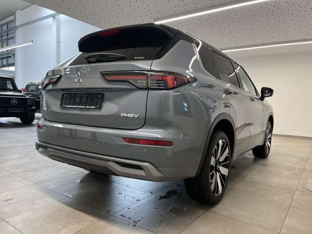 Fahrzeugbild eines Mitsubishi Outlander