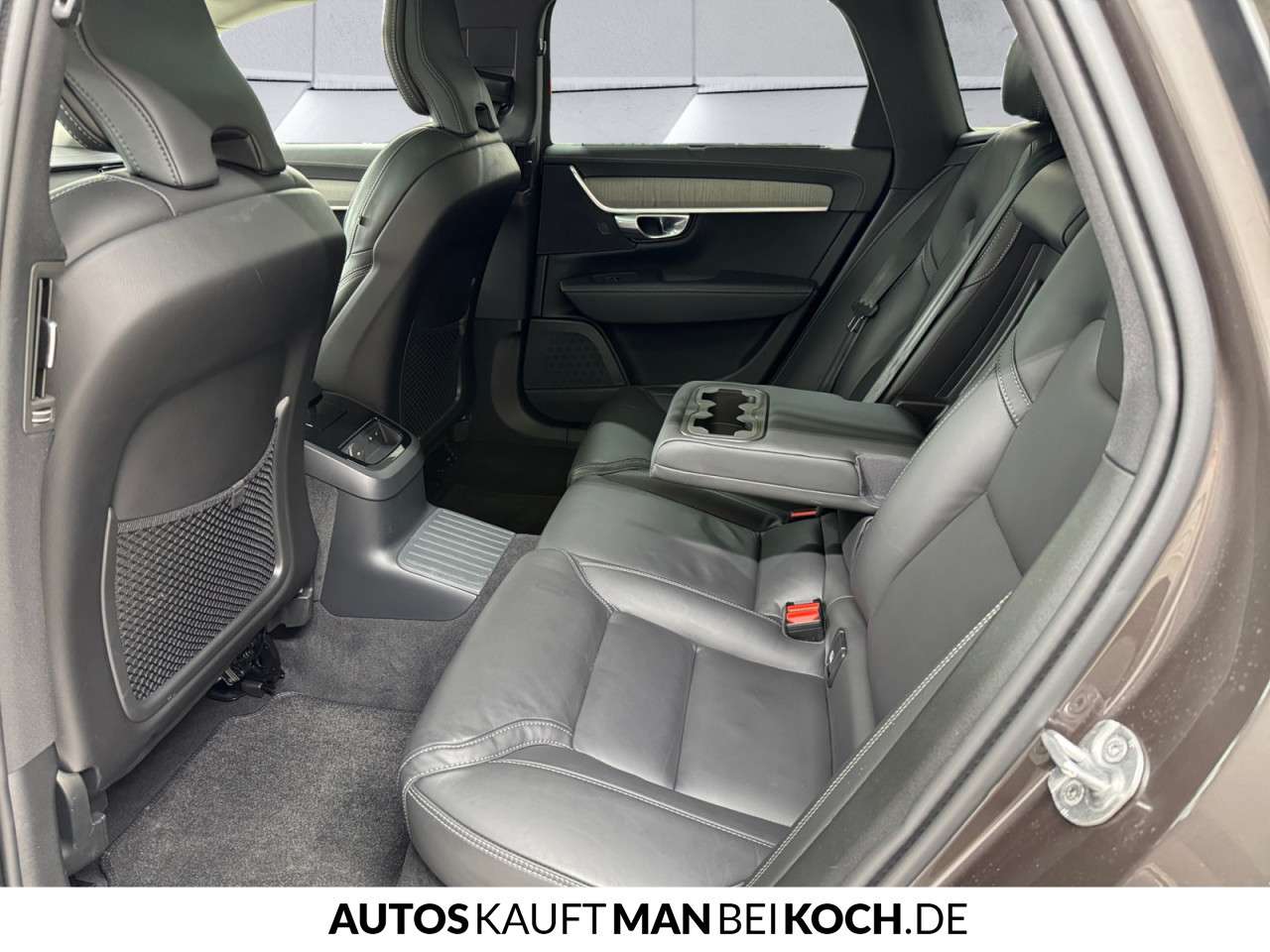 Fahrzeugbild eines Volvo V90