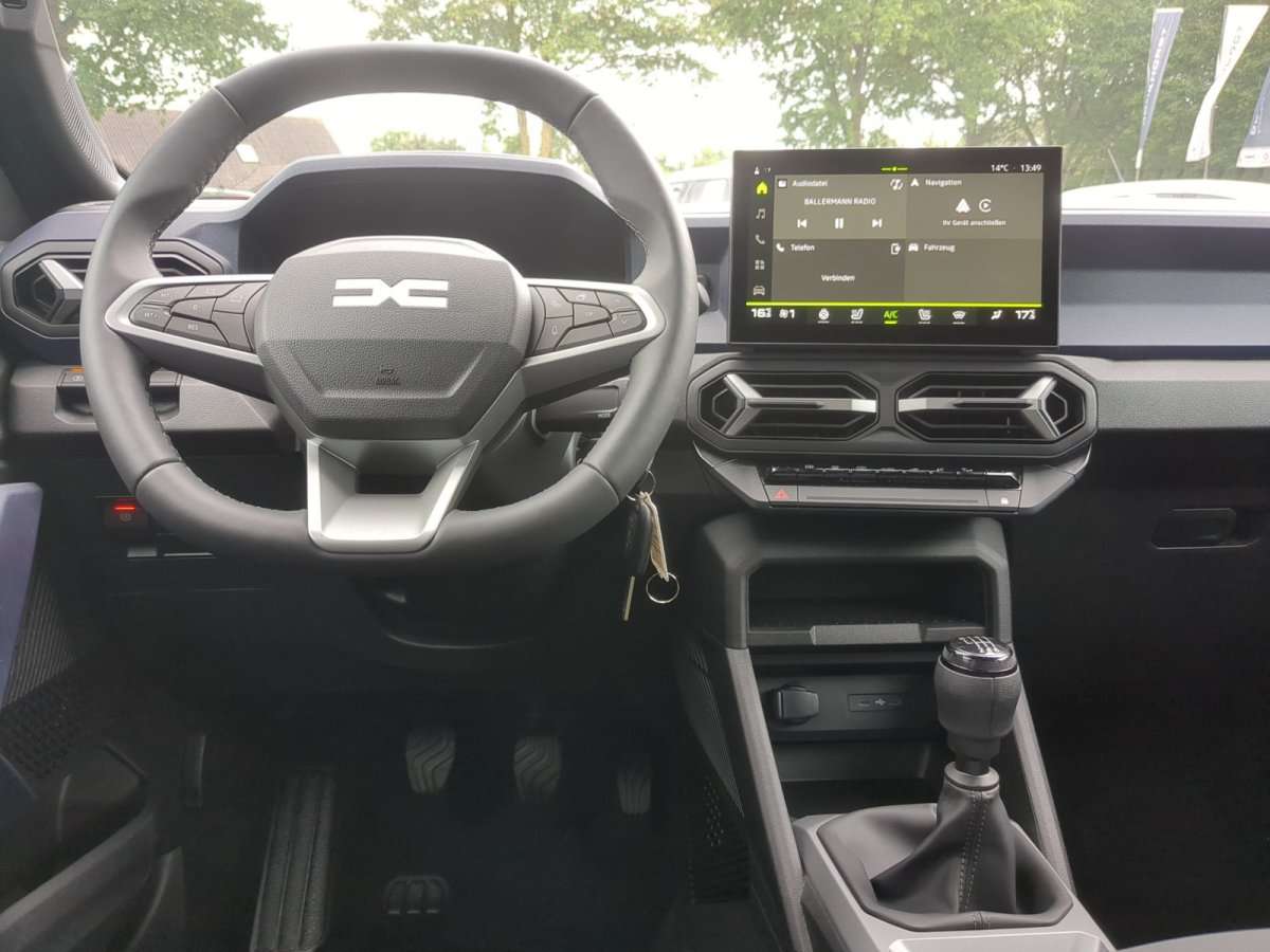 Fahrzeugbild eines Dacia Bigster
