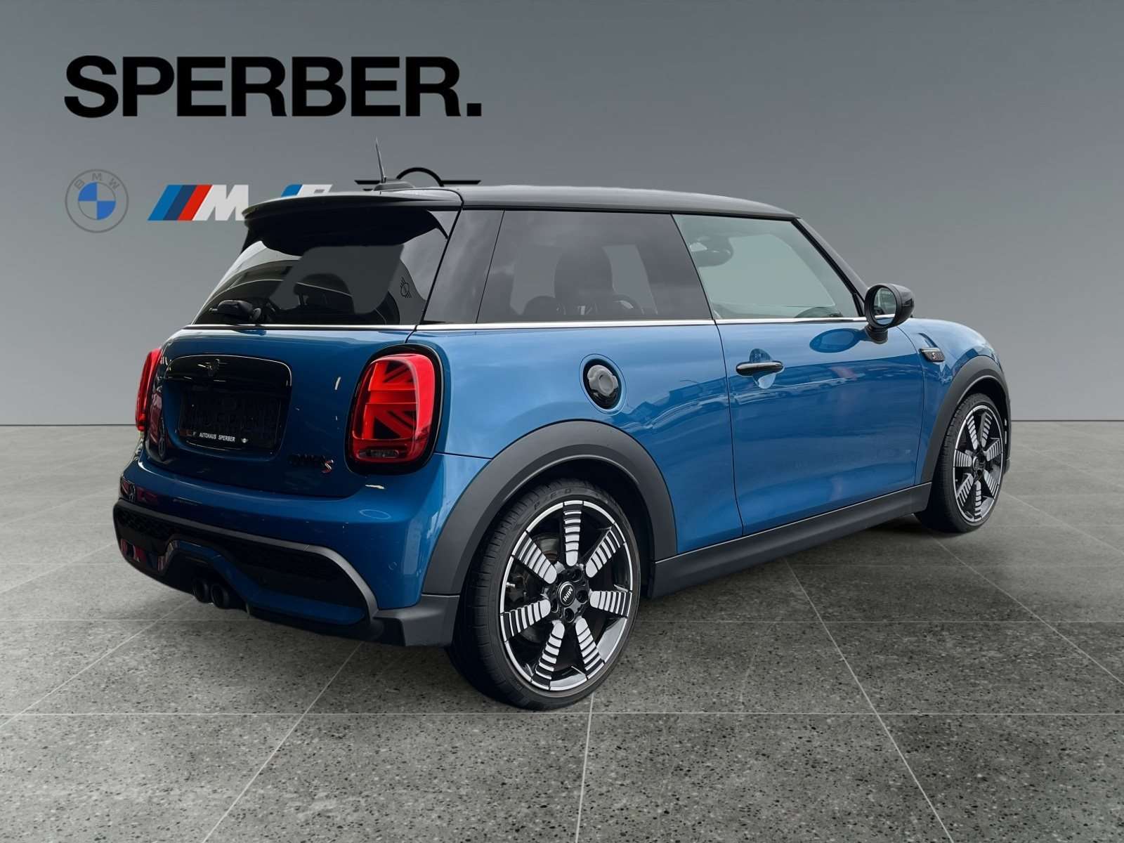 Fahrzeugbild eines MINI COOPER