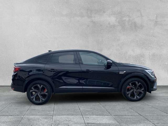 Fahrzeugbild eines Renault Arkana