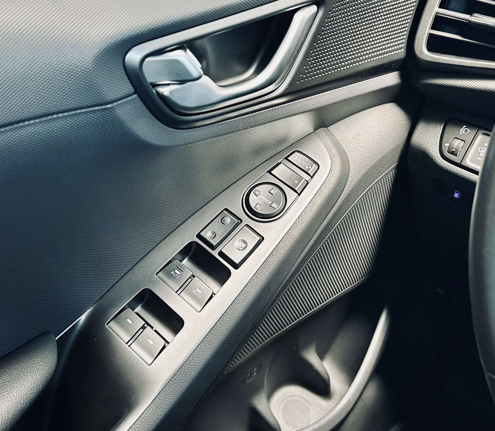 Fahrzeugbild eines Hyundai IONIQ