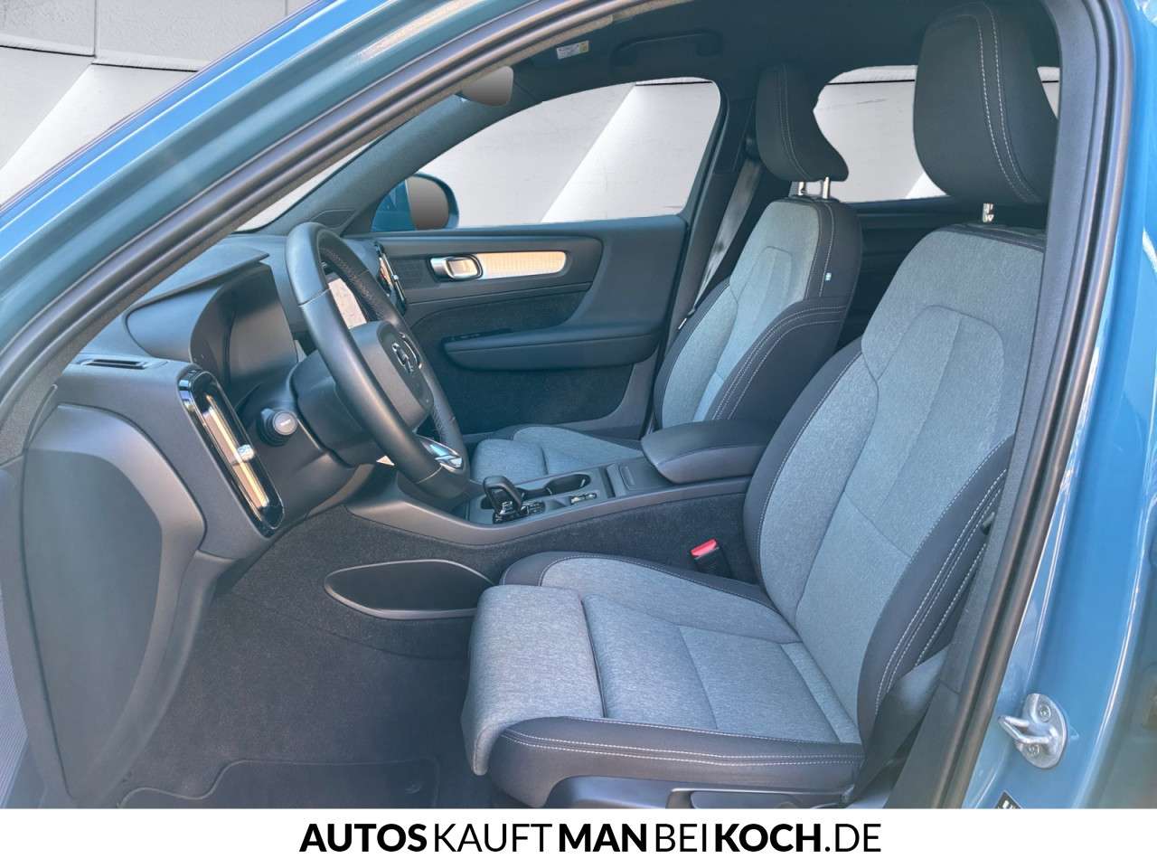 Fahrzeugbild eines Volvo XC40
