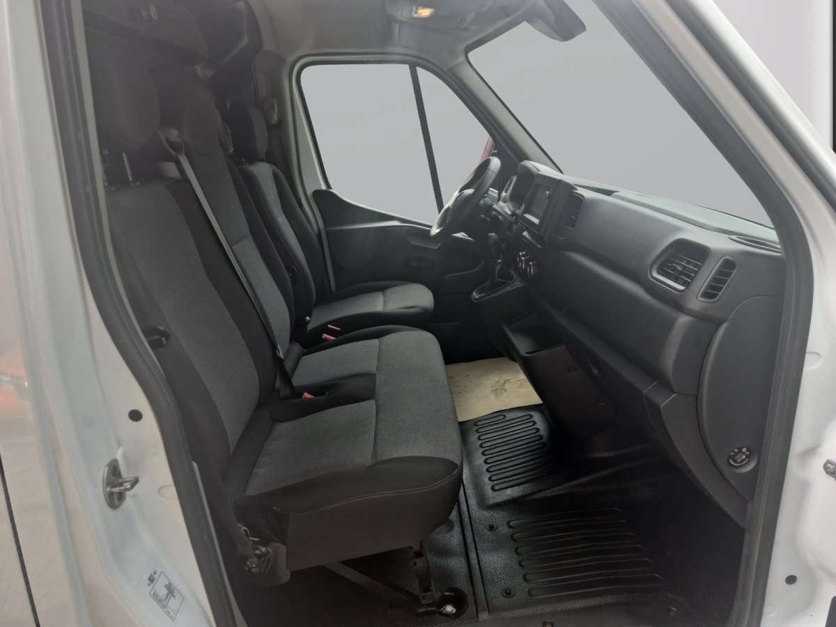 Fahrzeugbild eines Renault Master
