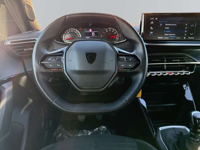 Fahrzeugbild eines Peugeot 2008