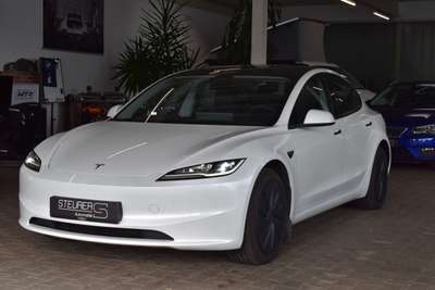 Bild TESLA Model 3