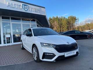 Schräge Frontansicht auf einen Skoda Octavia , freigestellt