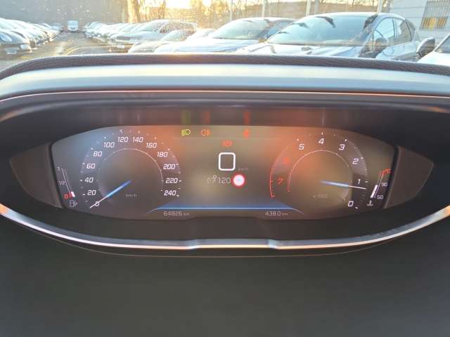 Fahrzeugbild eines Peugeot 3008