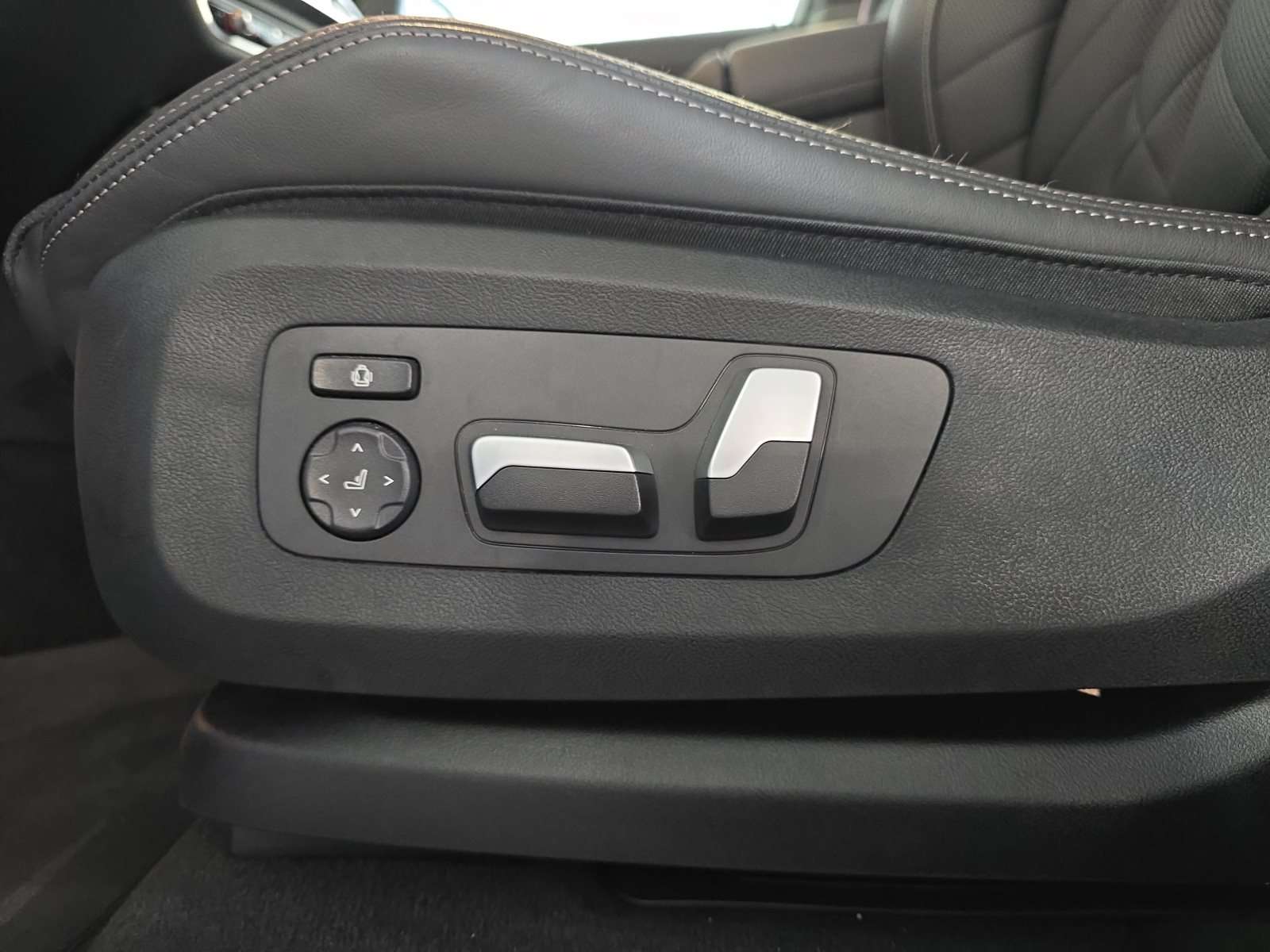 Fahrzeugbild eines BMW X5