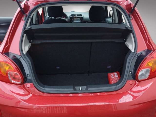 Fahrzeugbild eines Mitsubishi Space Star