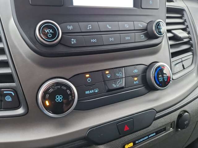 Fahrzeugbild eines Ford Transit Custom