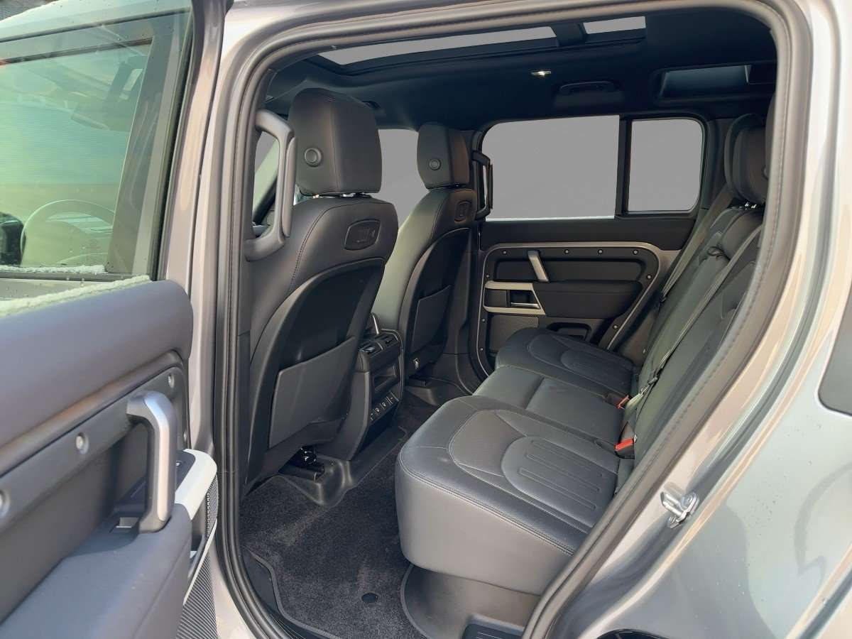 Fahrzeugbild eines Land Rover Defender