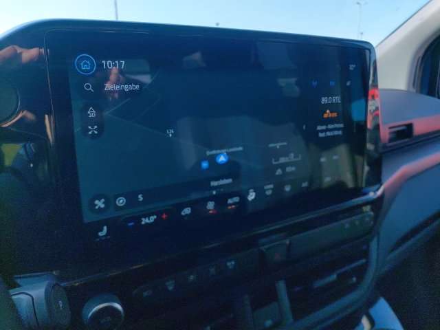 Fahrzeugbild eines Ford Tourneo Custom