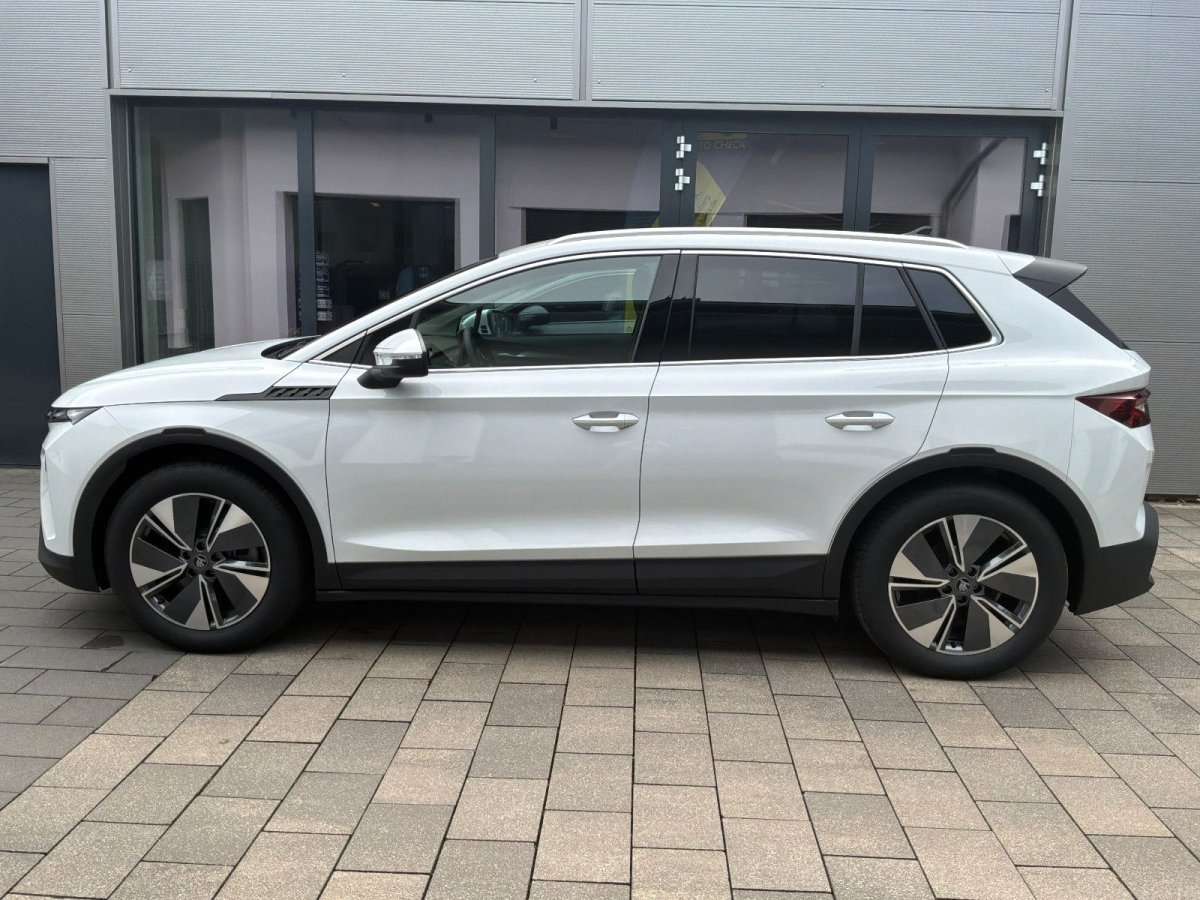 Fahrzeugbild eines Skoda ELROQ