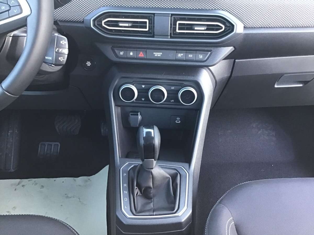 Fahrzeugbild eines Dacia Sandero