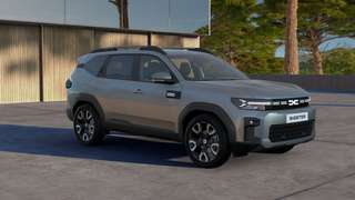 Schräge Frontansicht auf einen Dacia Bigster , freigestellt