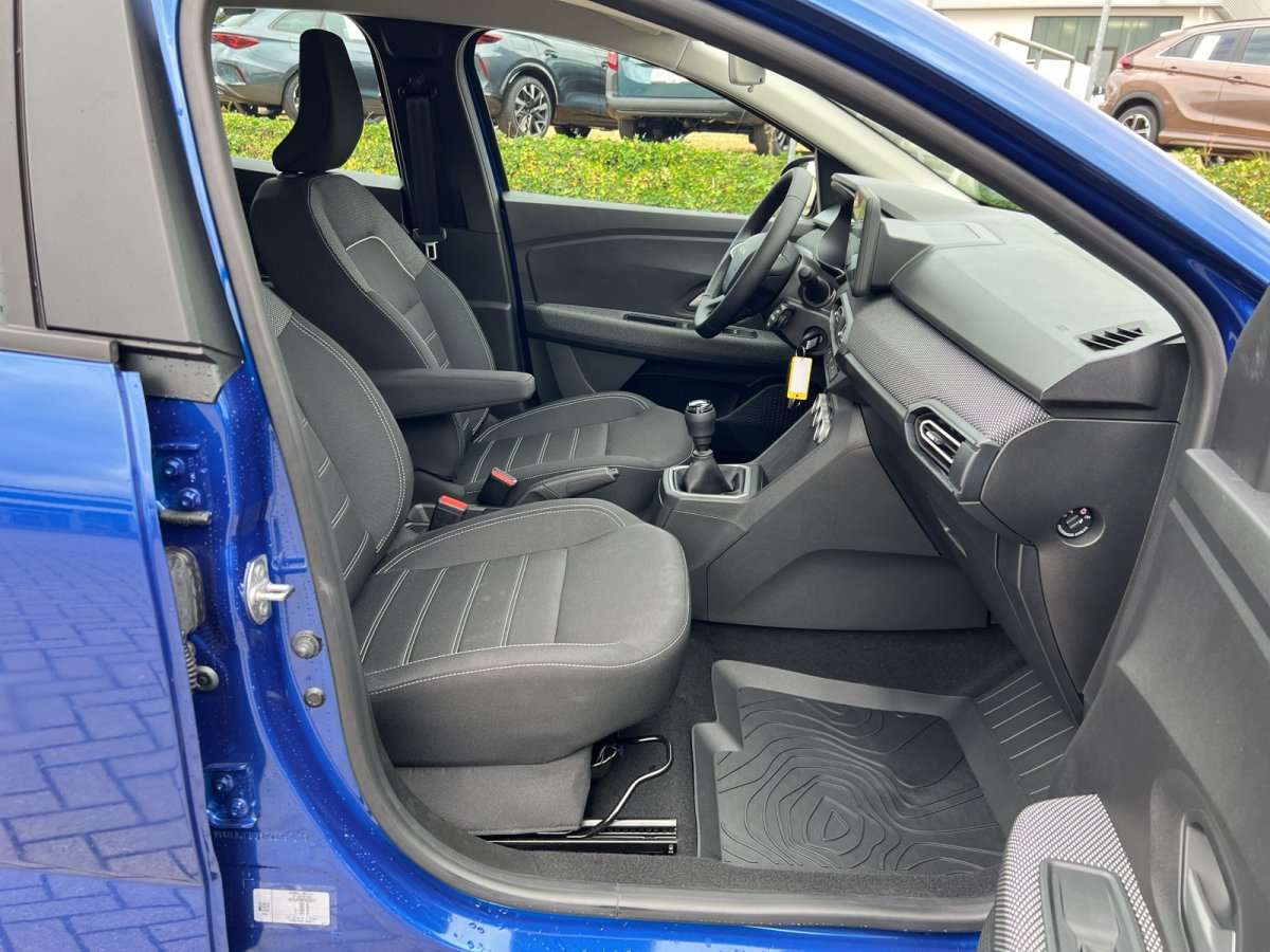 Fahrzeugbild eines Dacia Sandero