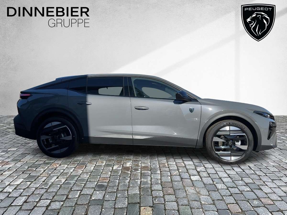 Fahrzeugbild eines Peugeot 408