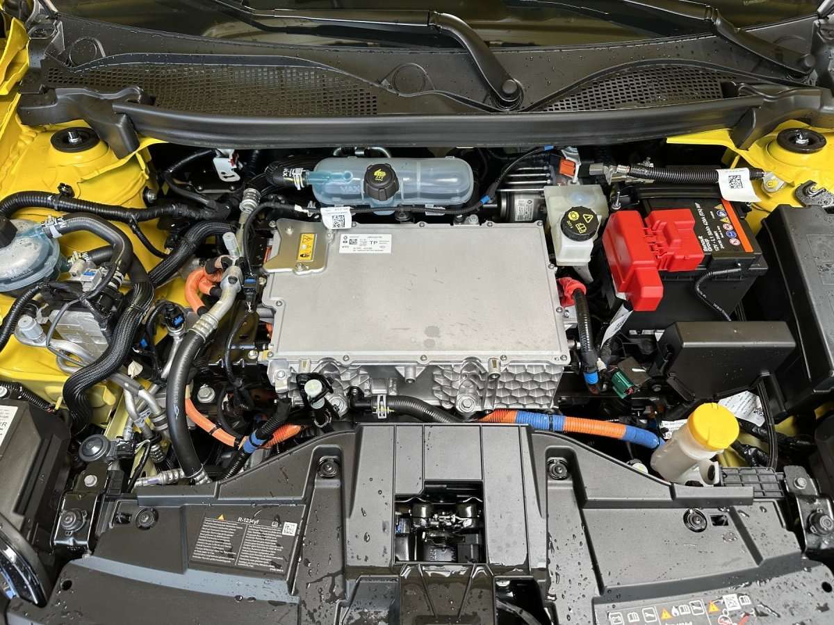 Fahrzeugbild eines Renault 5 E-TECH