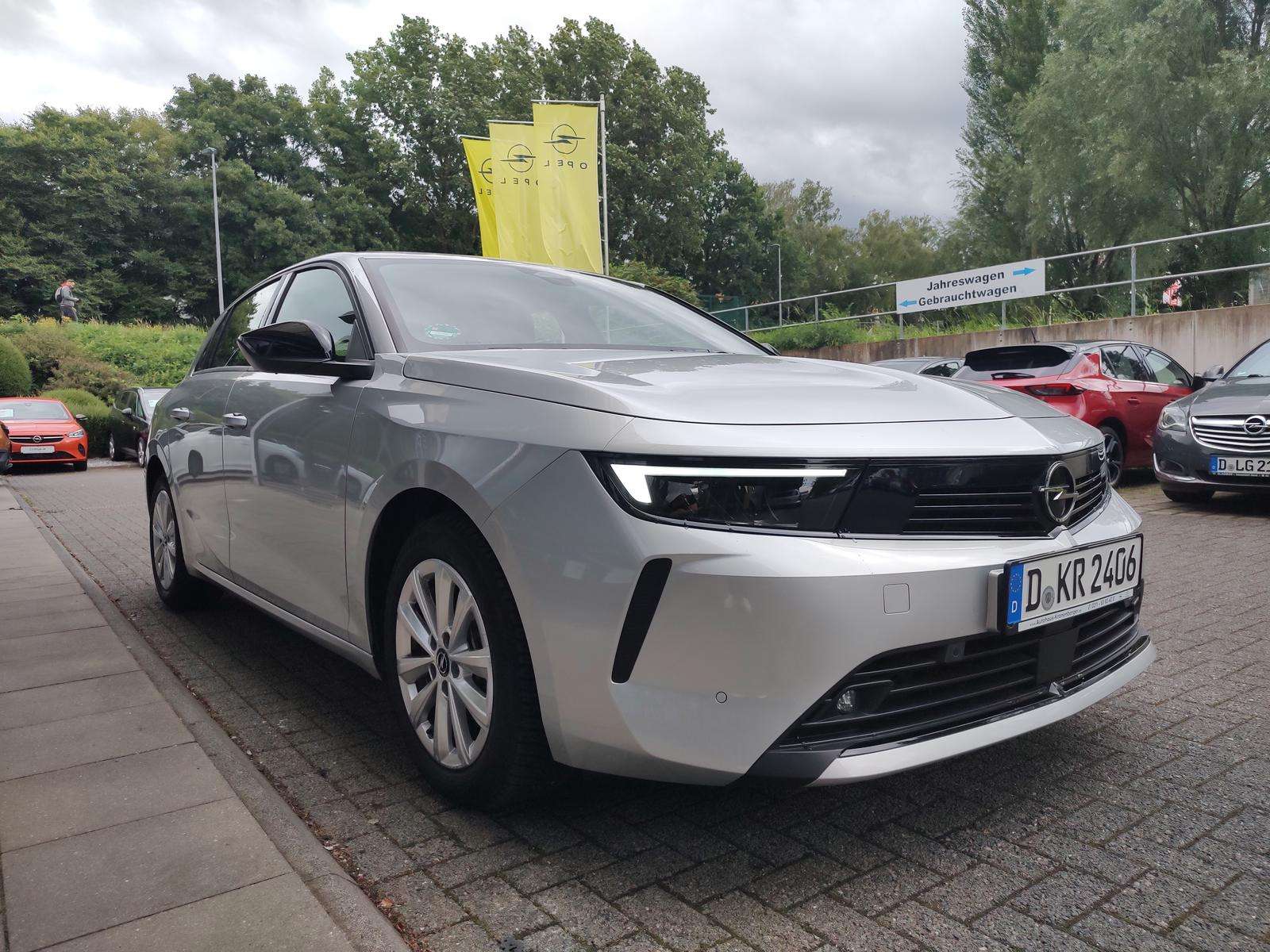 Fahrzeugbild eines Opel Astra