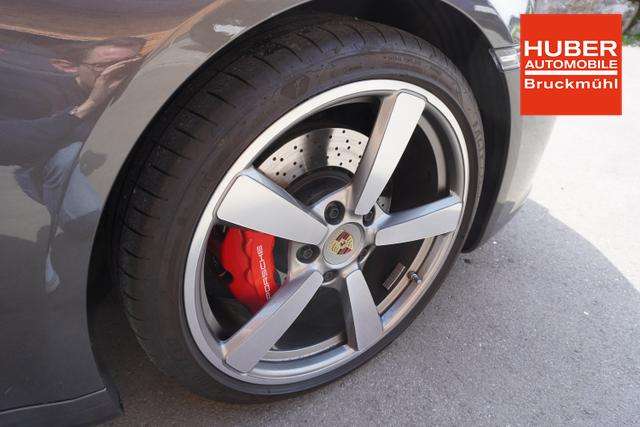 Fahrzeugbild eines Porsche 911