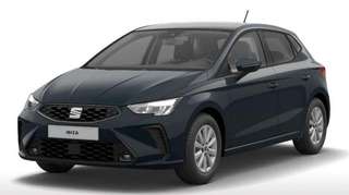 Schräge Frontansicht auf einen SEAT Ibiza , freigestellt