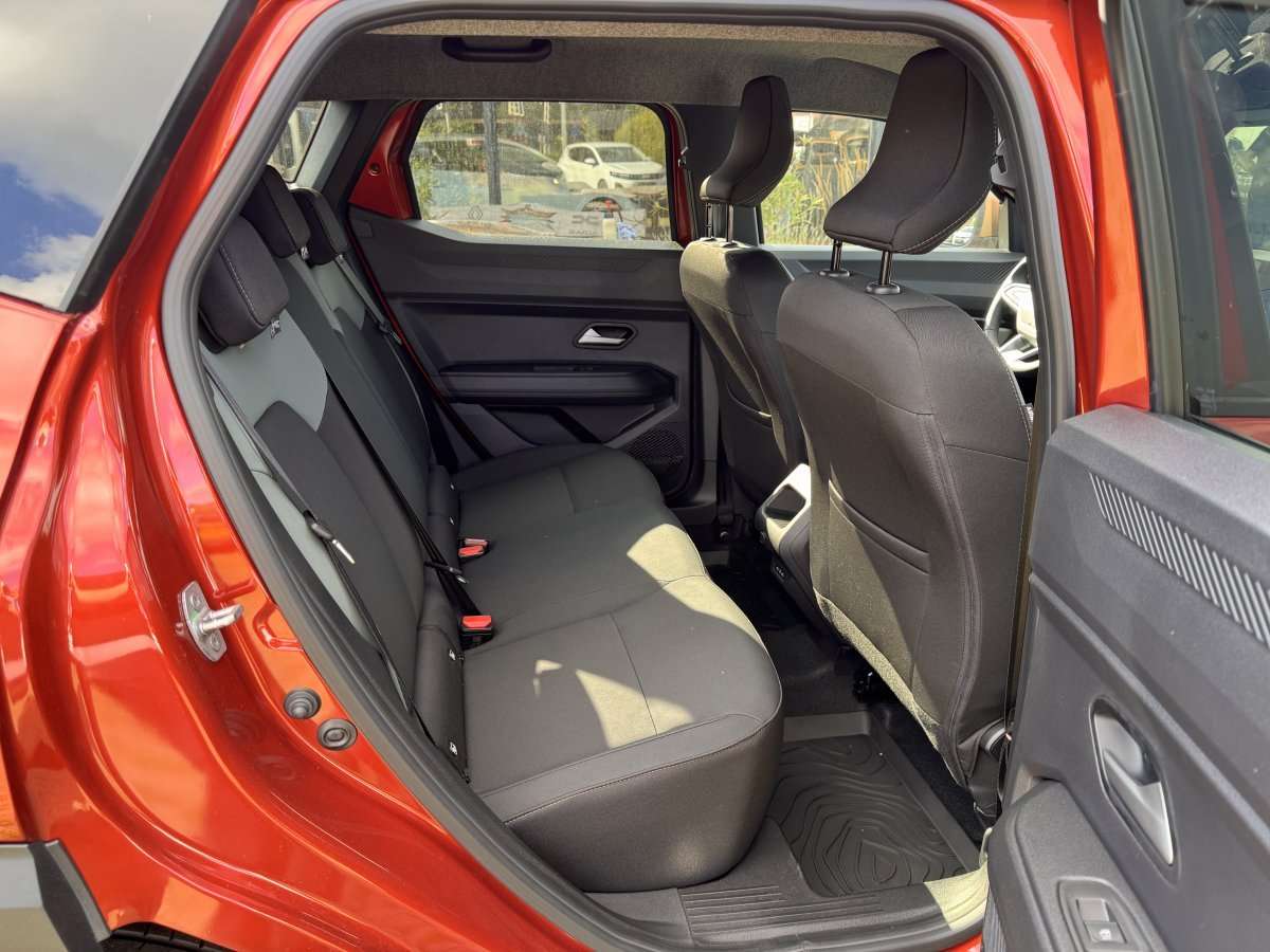 Fahrzeugbild eines Dacia Duster