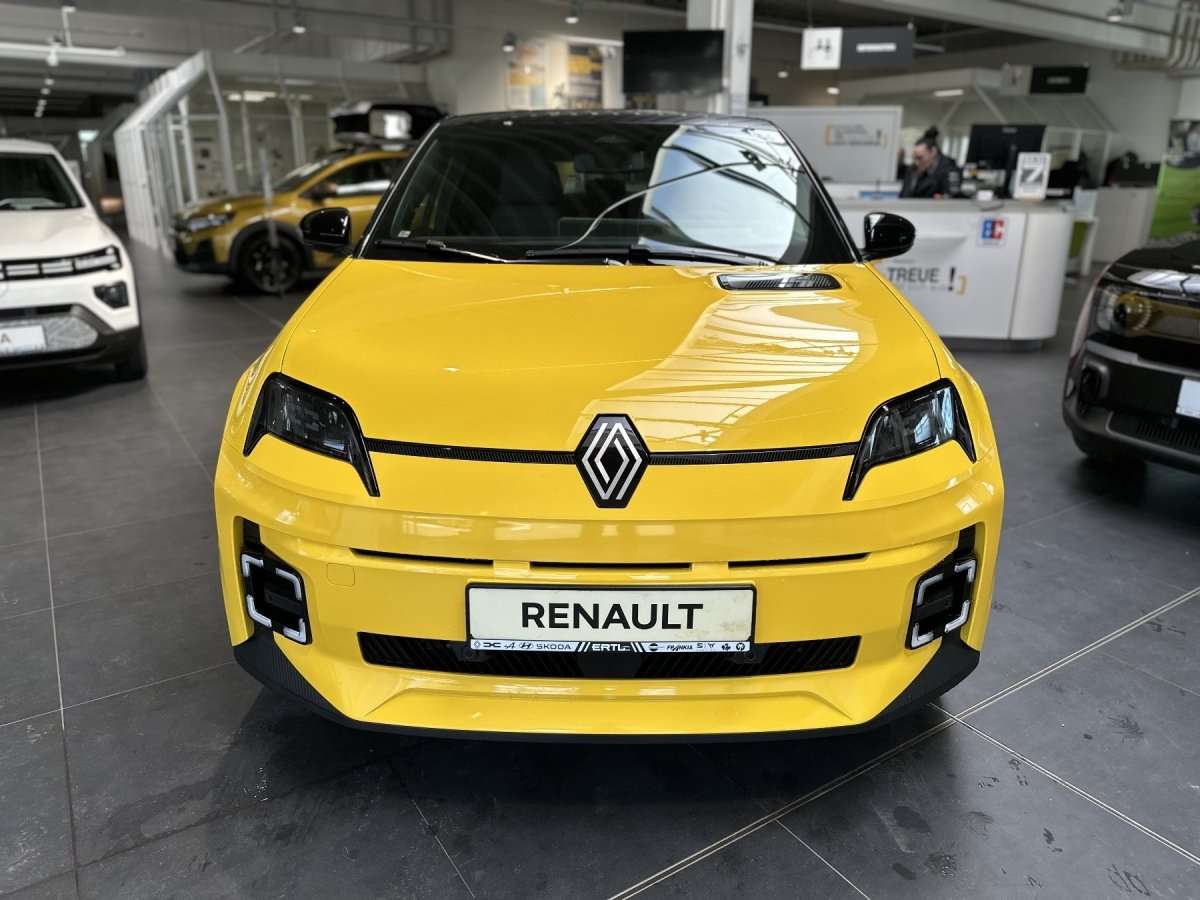 Fahrzeugbild eines Renault 5 E-TECH