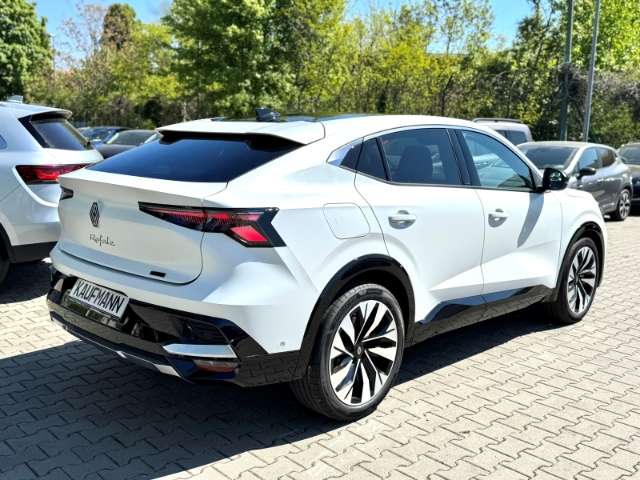 Fahrzeugbild eines Renault Rafale