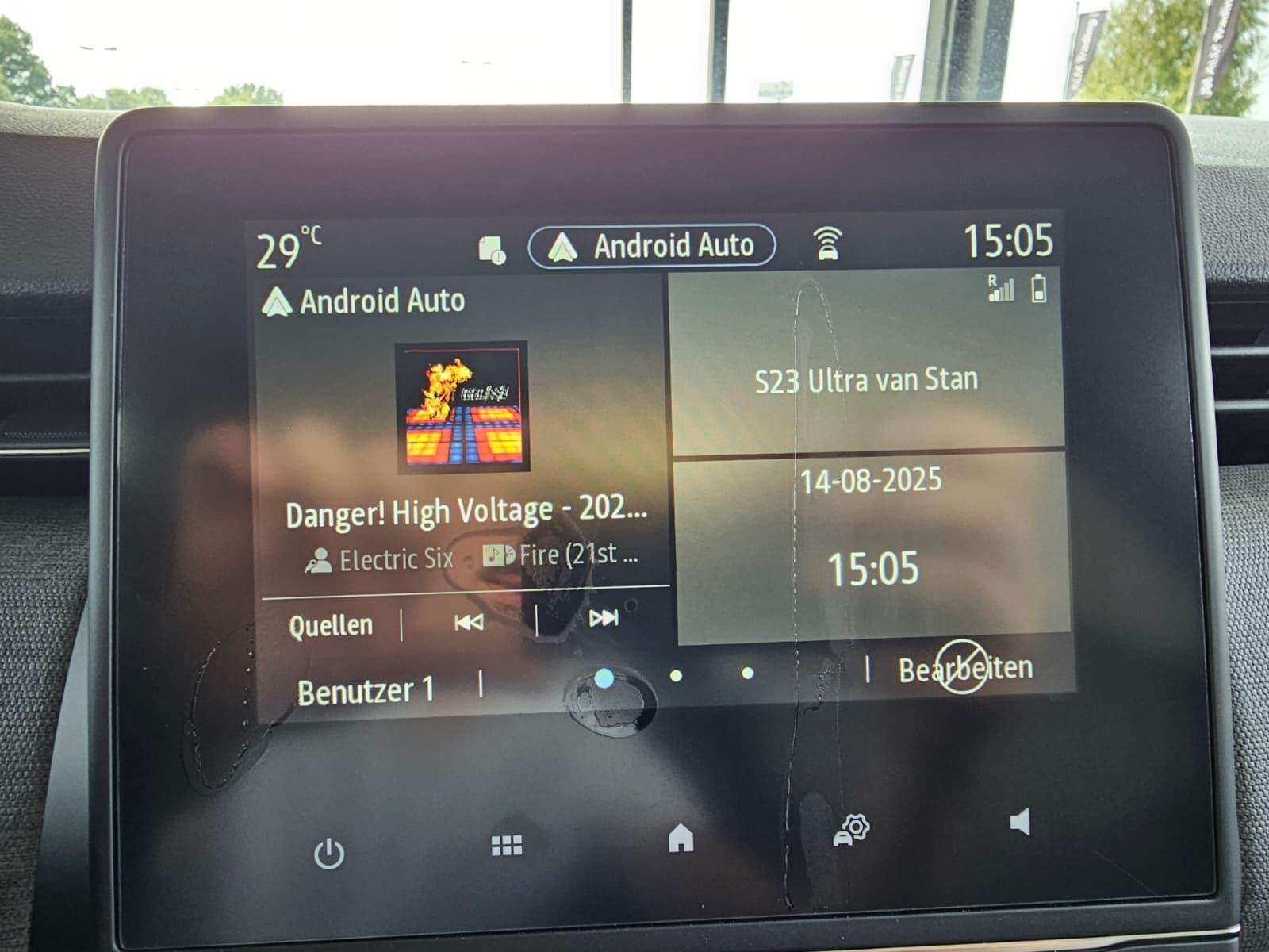 Fahrzeugbild eines Renault Clio