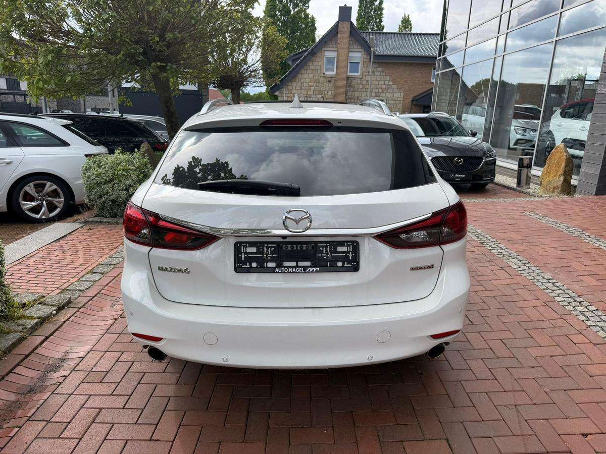 Fahrzeugbild eines Mazda Mazda6