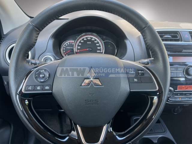 Fahrzeugbild eines Mitsubishi Space Star
