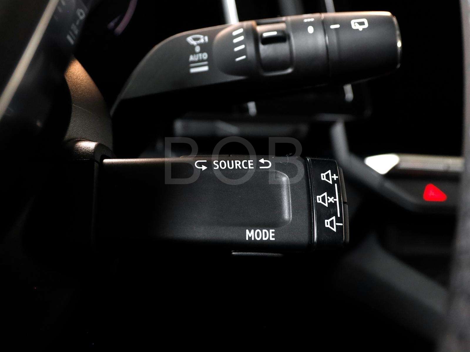 Fahrzeugbild eines Renault Megane E-TECH