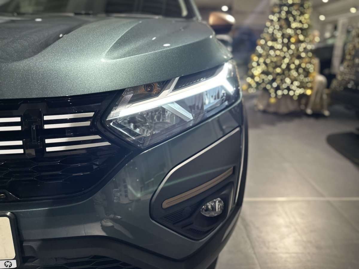 Fahrzeugbild eines Dacia Jogger