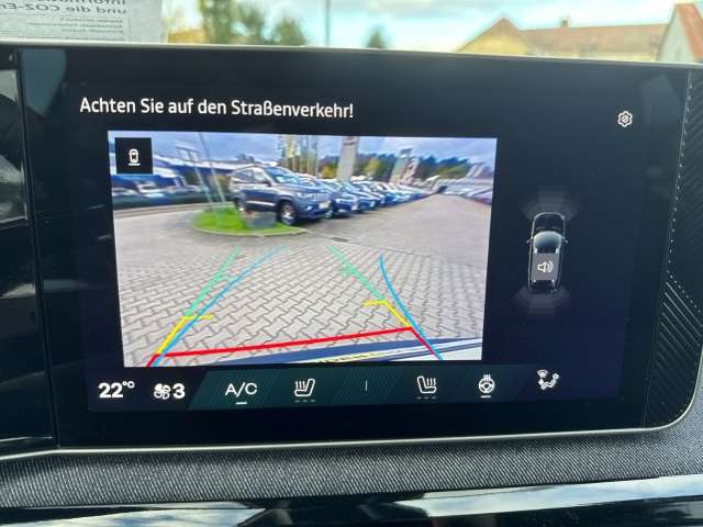Fahrzeugbild eines Renault 4 E-TECH