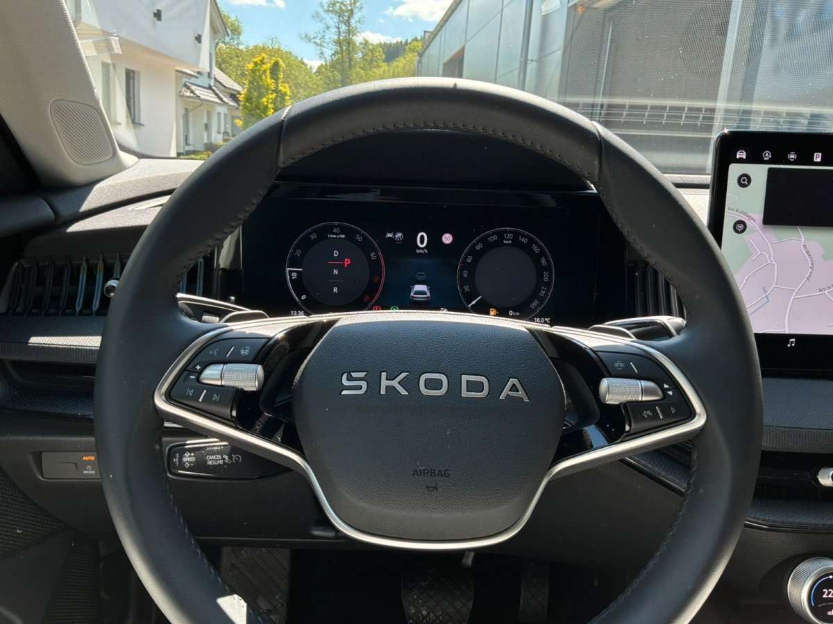 Fahrzeugbild eines Skoda Superb