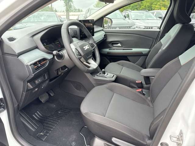 Fahrzeugbild eines Dacia Jogger