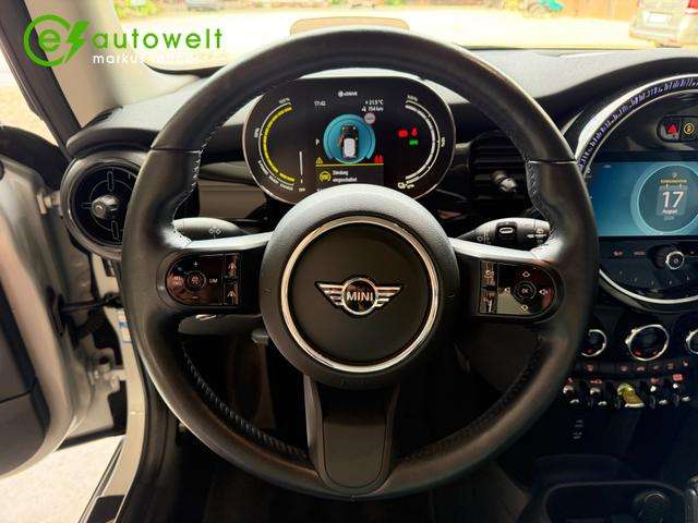 Fahrzeugbild eines MINI COOPER