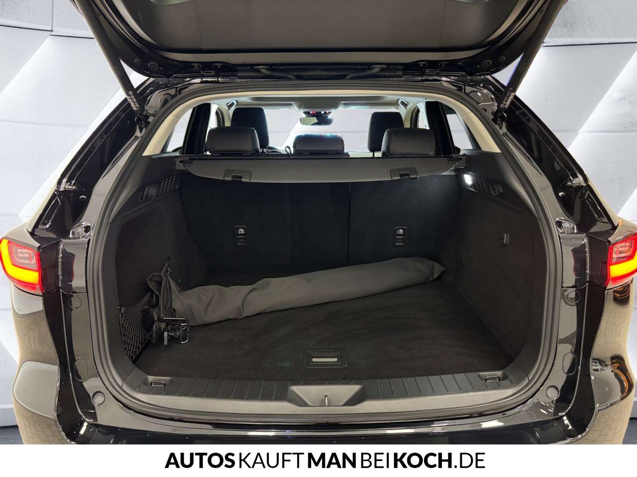 Fahrzeugbild eines Mazda CX-60