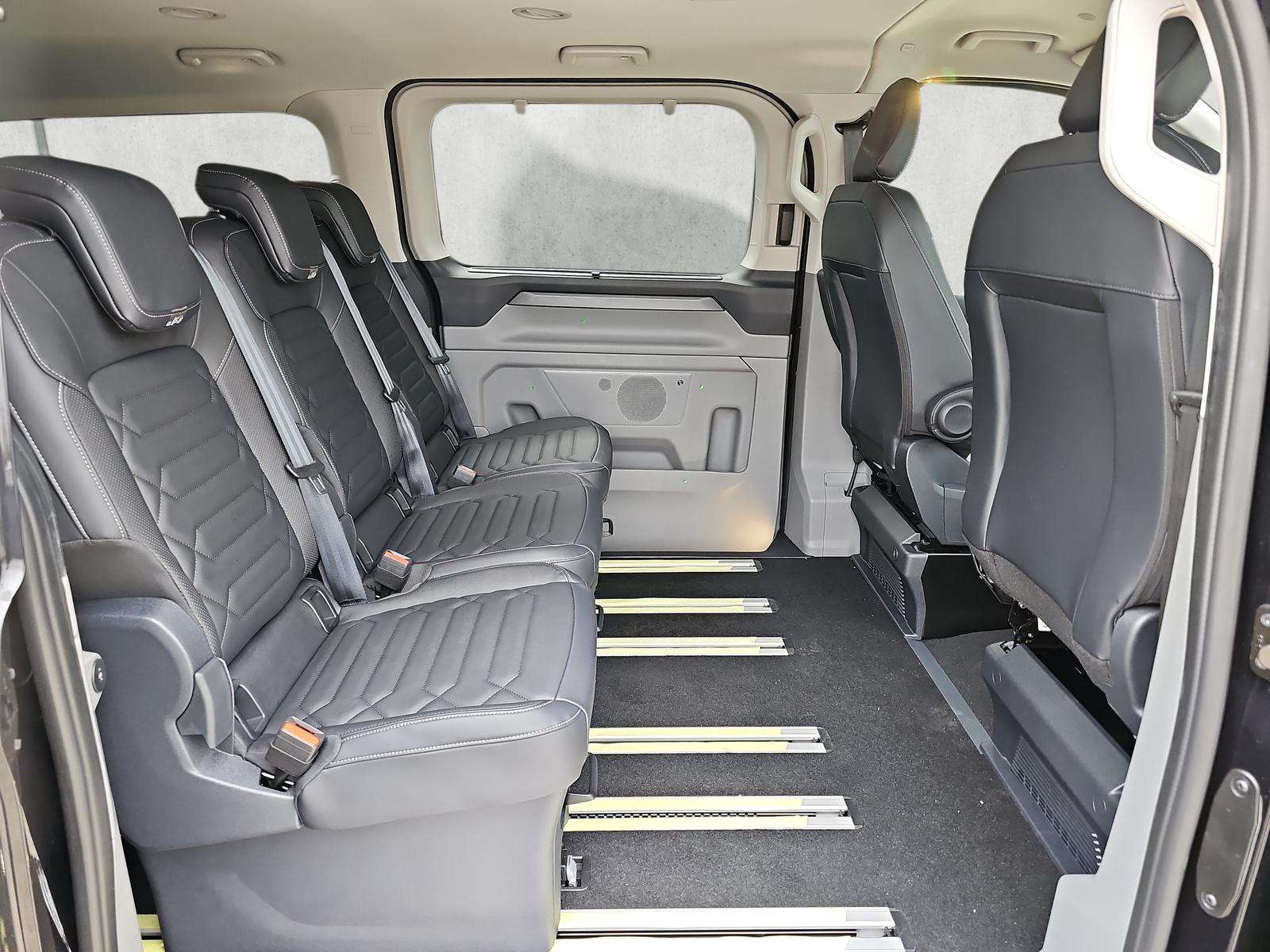 Fahrzeugbild eines Ford Tourneo Custom